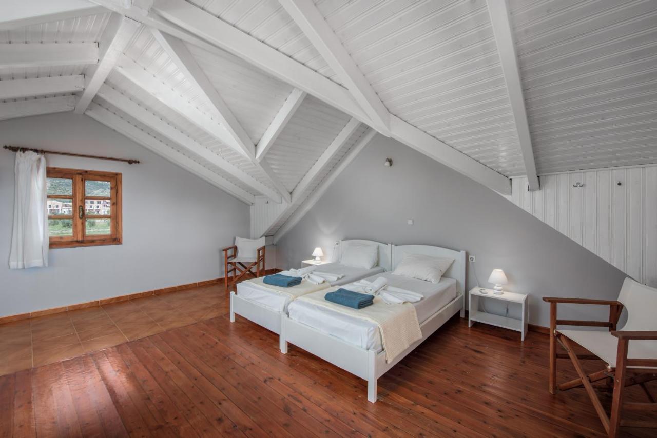 Albouro Seafront Apartments Kateliósz Kültér fotó