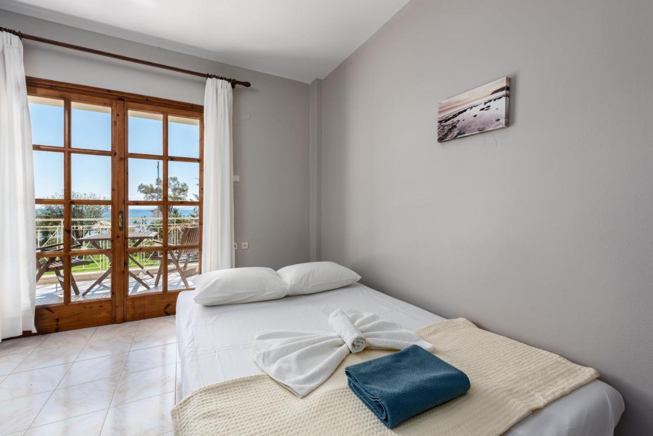 Albouro Seafront Apartments Kateliósz Kültér fotó
