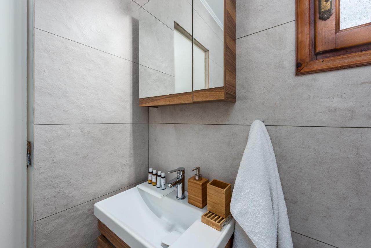 Albouro Seafront Apartments Kateliósz Kültér fotó