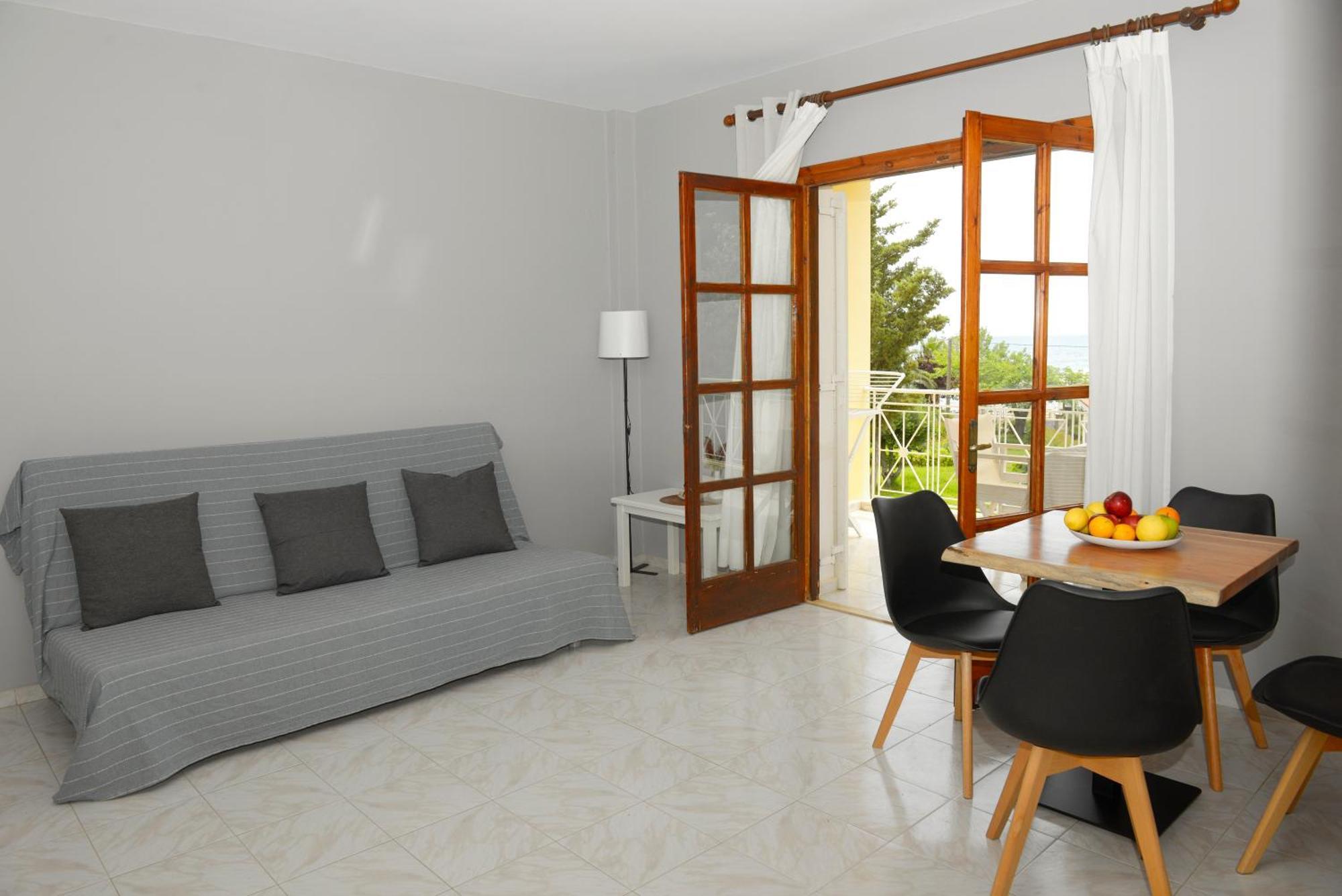 Albouro Seafront Apartments Kateliósz Kültér fotó