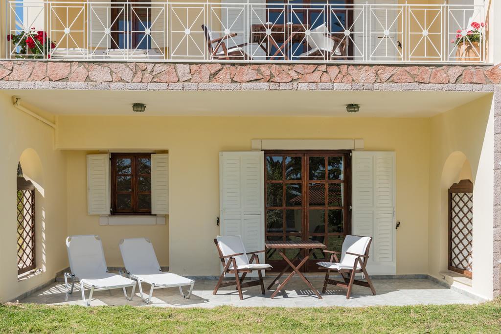 Albouro Seafront Apartments Kateliósz Kültér fotó