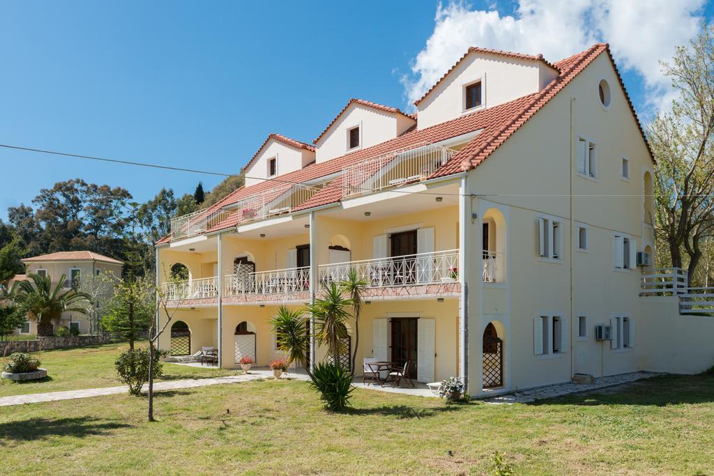 Albouro Seafront Apartments Kateliósz Kültér fotó