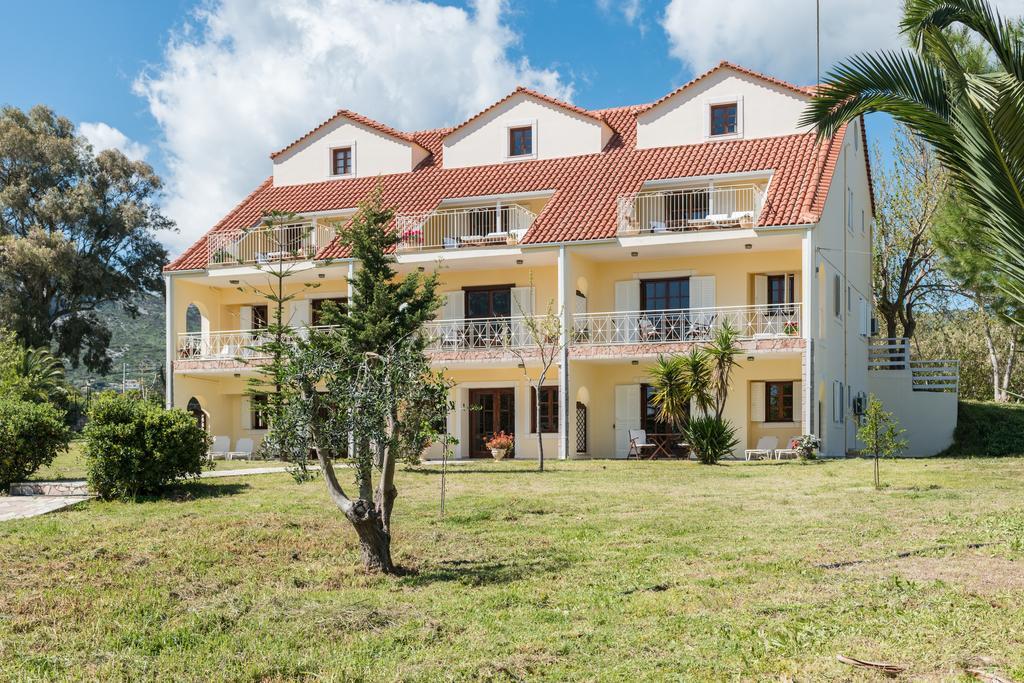 Albouro Seafront Apartments Kateliósz Kültér fotó