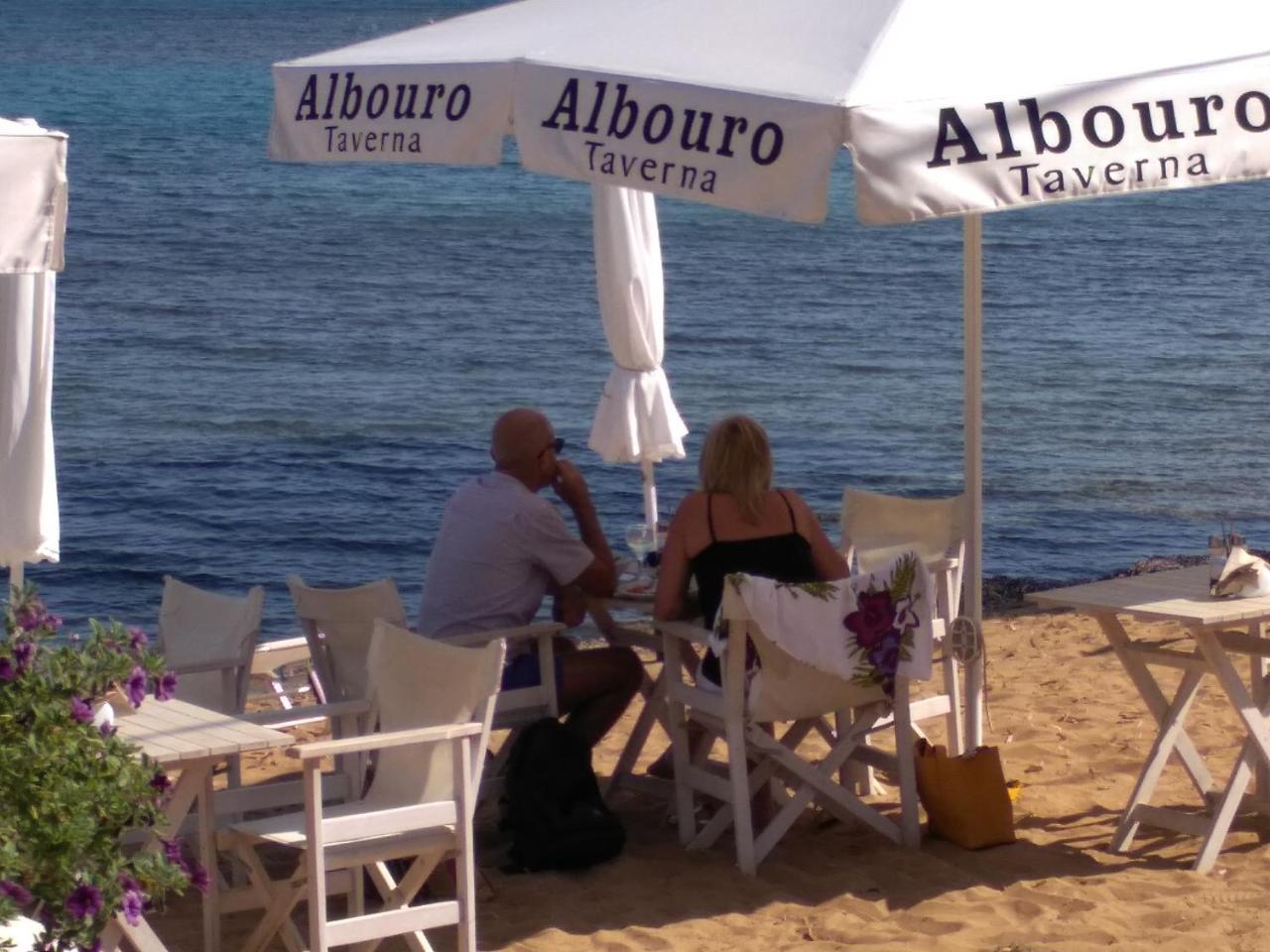 Albouro Seafront Apartments Kateliósz Kültér fotó