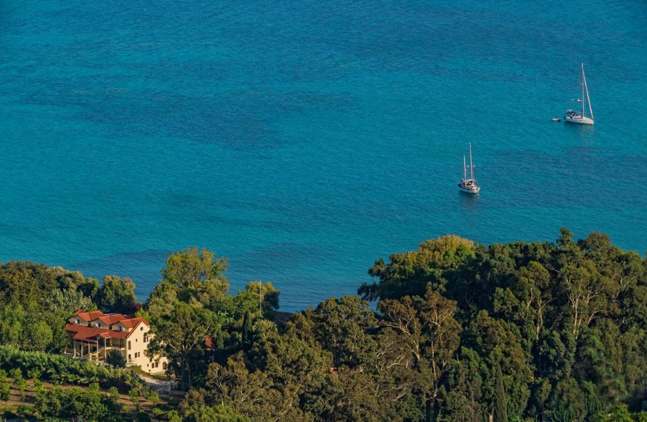 Albouro Seafront Apartments Kateliósz Kültér fotó